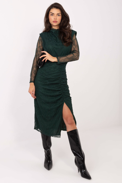 Tumši zaļa kleita