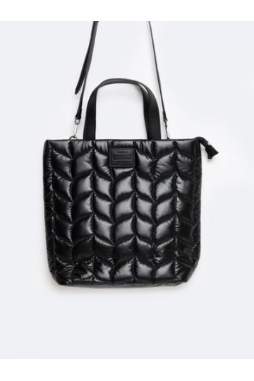 Dygsniota iepirkšanās soma Big Star OO574001 melnā krāsā