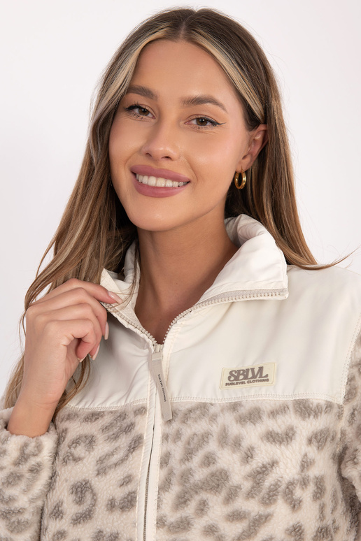 Džemperis smilškrāsā