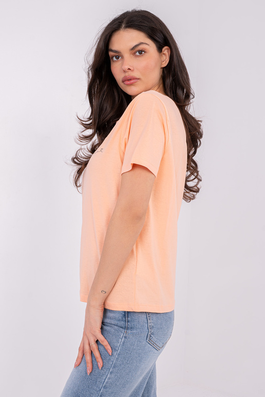 Krekls persiku krāsā