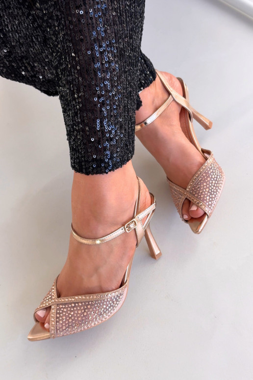 Sieviešu basenes ar papēdi  Szampańskie Peloria