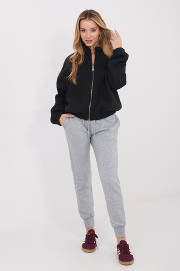 Zils bliuzons ar garām...