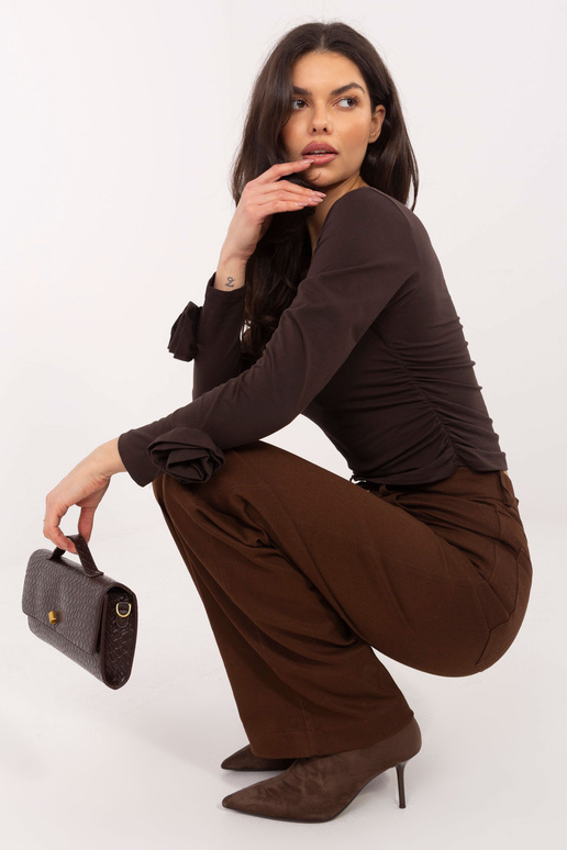 Tumši brūna blūze