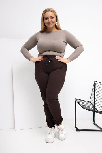 Tumši brūnas sporta bikses