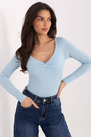 Gaiši zila blūze 2