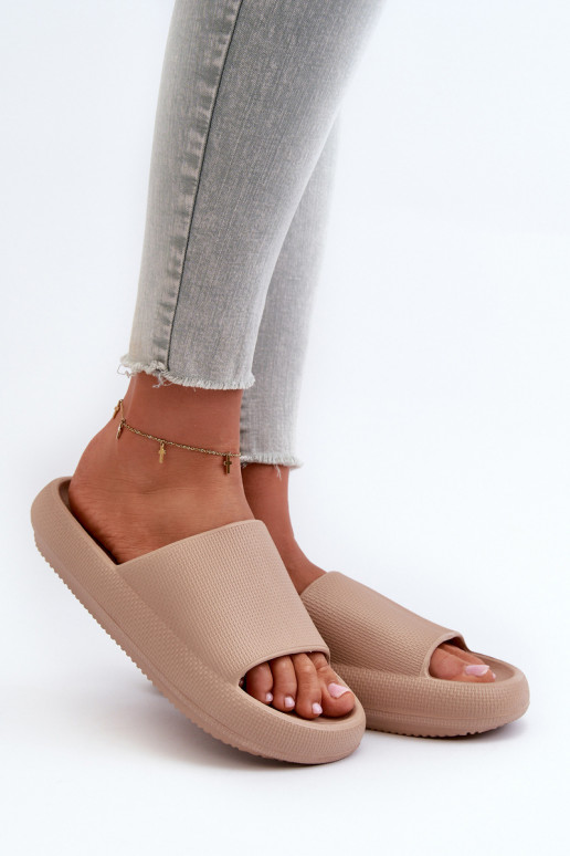  Vieglas čības ar masīvu zoli smilšu krāsas Querceria