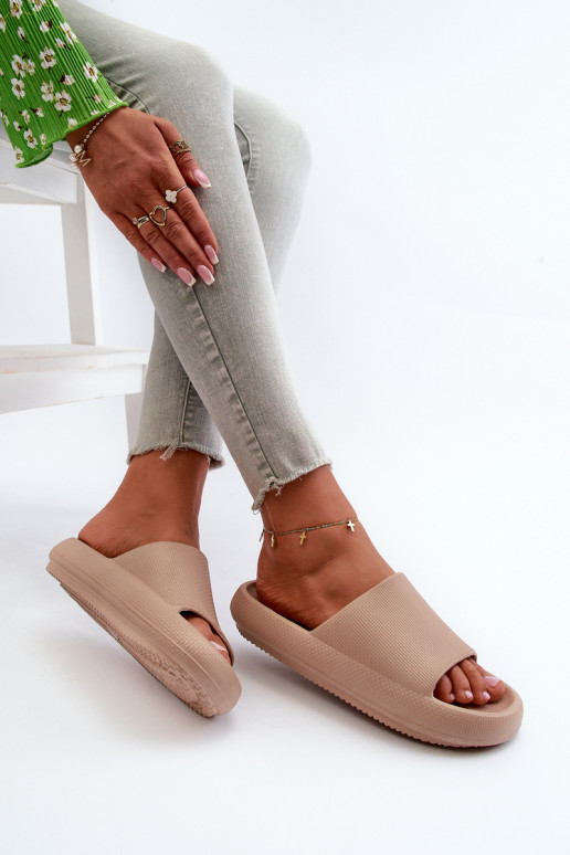  Vieglas čības ar masīvu zoli smilšu krāsas Querceria