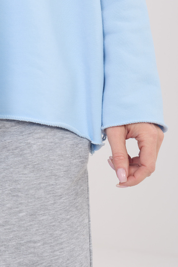 Gaiši zila IT blūze