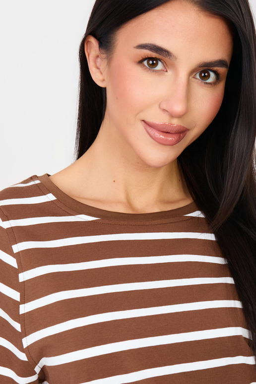 T-krekli ar īsām piedurknēm gaiši brūni