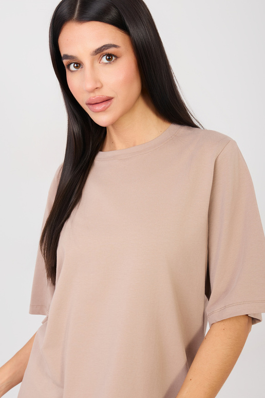 Krekliņi tumši smilškrāsas