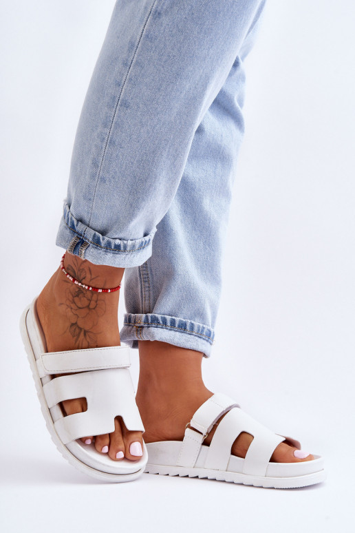  sieviešu čības baltas krāsas Molie