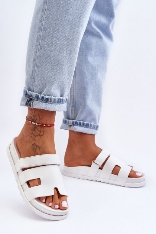  sieviešu čības baltas krāsas Molie