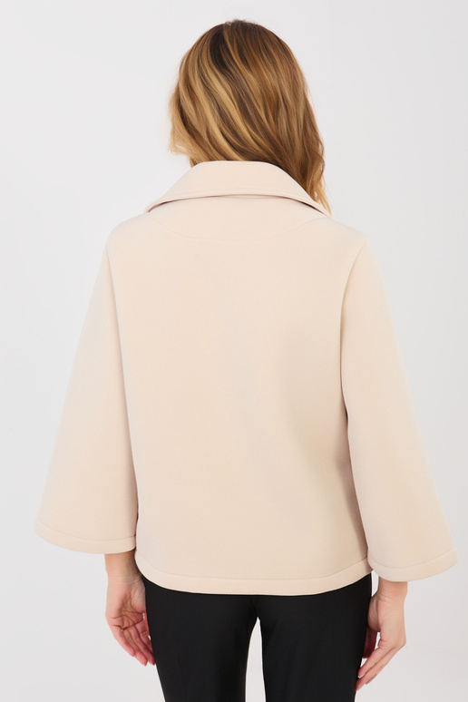 Jaka smilšu krāsā