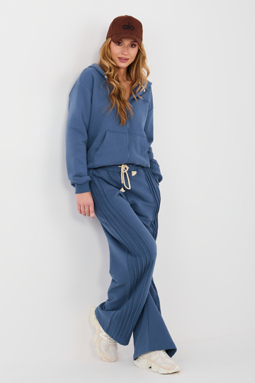 Tumši zils džemperis