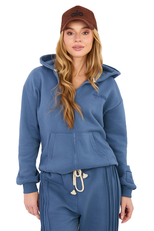 Tumši zils džemperis