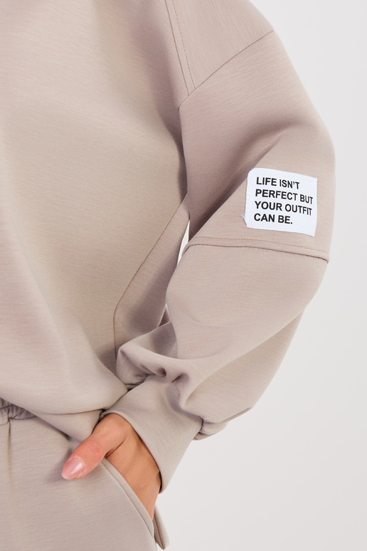 Komplekts IT tumši krēmkrāsas