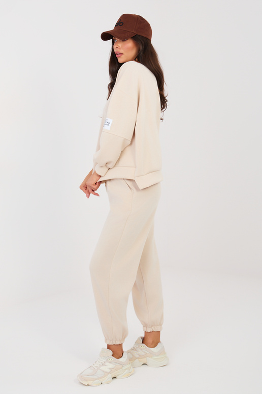 Komplekts IT gaiši smilškrāsas