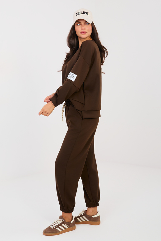 Komplekts tumši brūnas krāsas