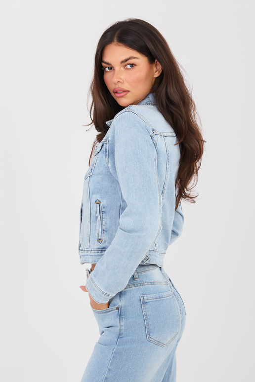 Gaiši zils VM KR jaka