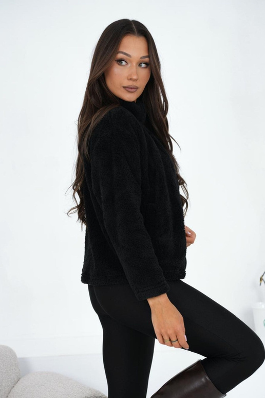 Melna blūze