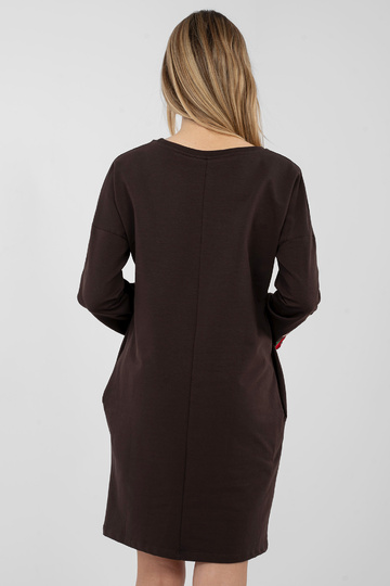 Tumši brūna kleita