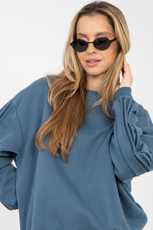 Tumši zils džemperis