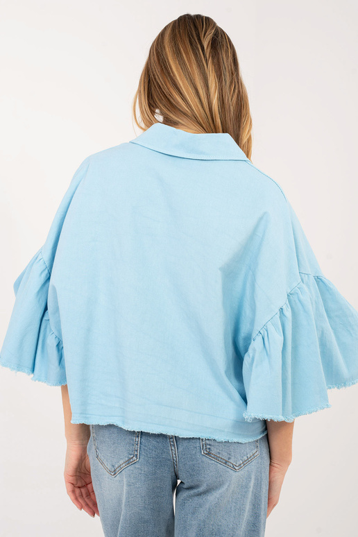 Jaka gaiši zilā krāsā