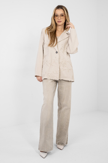 Žakete smilšu krāsā