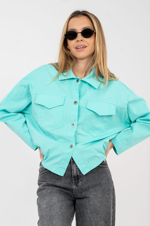 Krekls tirkīza krāsā