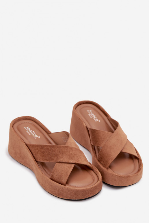 Brūna krāsas sieviešu čības uz platformas no mākslīgā zamša „Calorine"