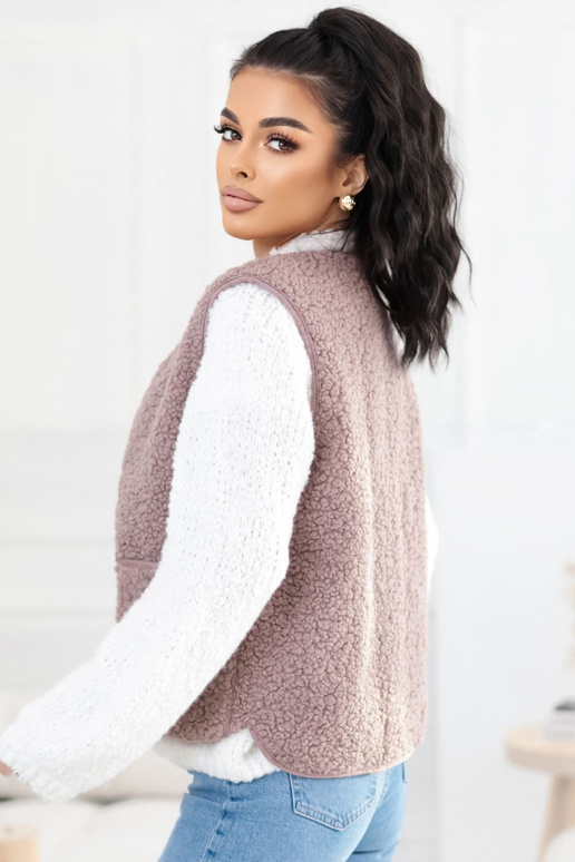 Tumši smilškrāsas veste