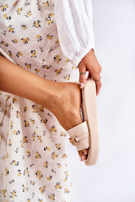 Stilīgasrnas čības  smilšu krāsas Megosa