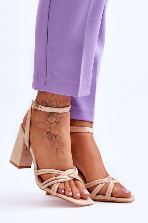  Zamšādas basenes ar papēdi smilšu krāsas Bernett