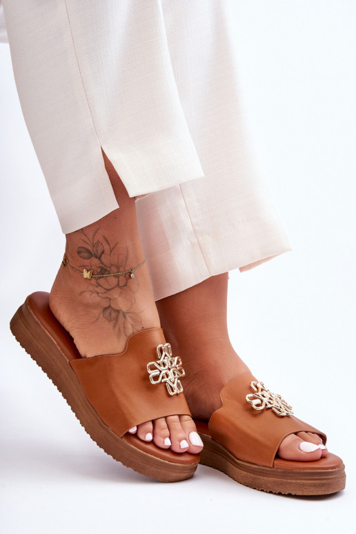    Čības ar platformu  brūnas krāsas Azera