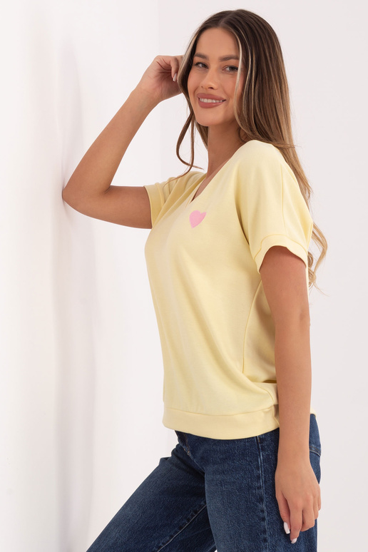 Gaiši dzeltena blūze