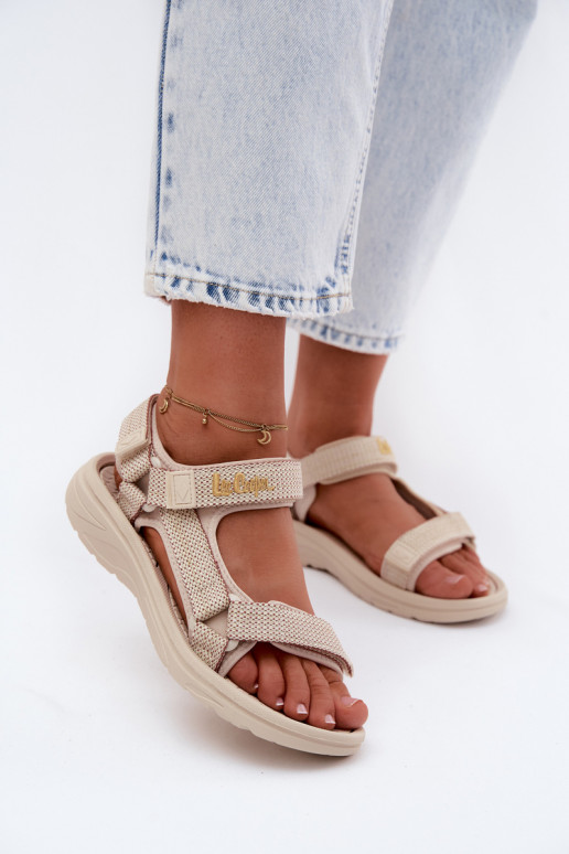 Smilšu krāsas sieviešu sandales Lee Cooper LCIN-26-34-4431L
