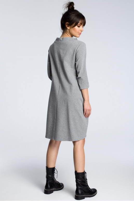 Pelēka oversized kleita ar jostu