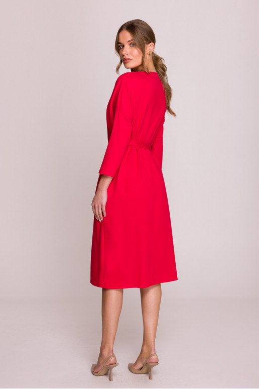 Sarkana oversized adīta kleita