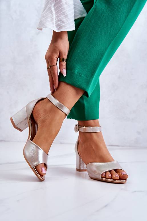 Sieviešu basenes ar papēdi Vinceza... Sieviešu basenes ar papēdi Vinceza...