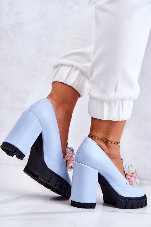 Eleganta stila kurpes ar ornamentiem...