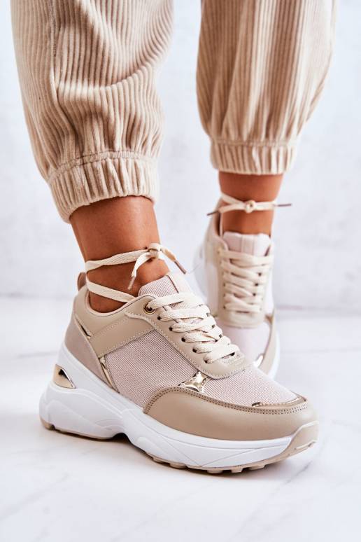 Mirdzoši sporta apavi ar platformu... Mirdzoši sporta apavi ar platformu...