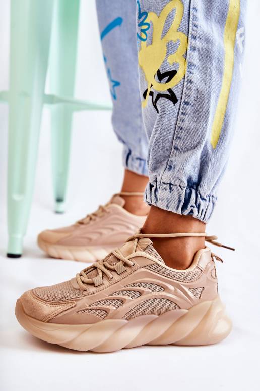 Stilīgas sporta apavi Sneakers modeļa apavi smilšu krāsas Sollero