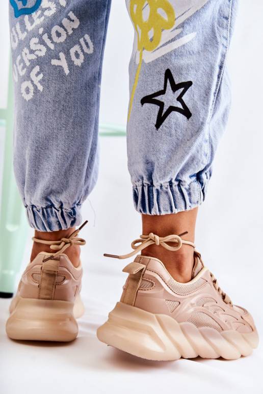 Stilīgas sporta apavi Sneakers modeļa apavi smilšu krāsas Sollero