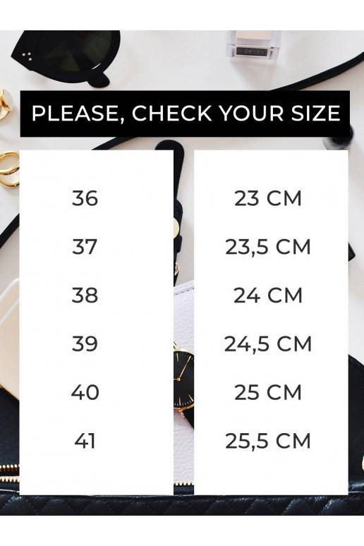 Klasiska modeļa CIEMNOZilas krāsas brīvā laika apavi 