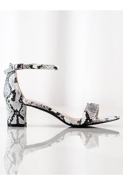 sandales uz papēža ar čūskādas imitāciju 