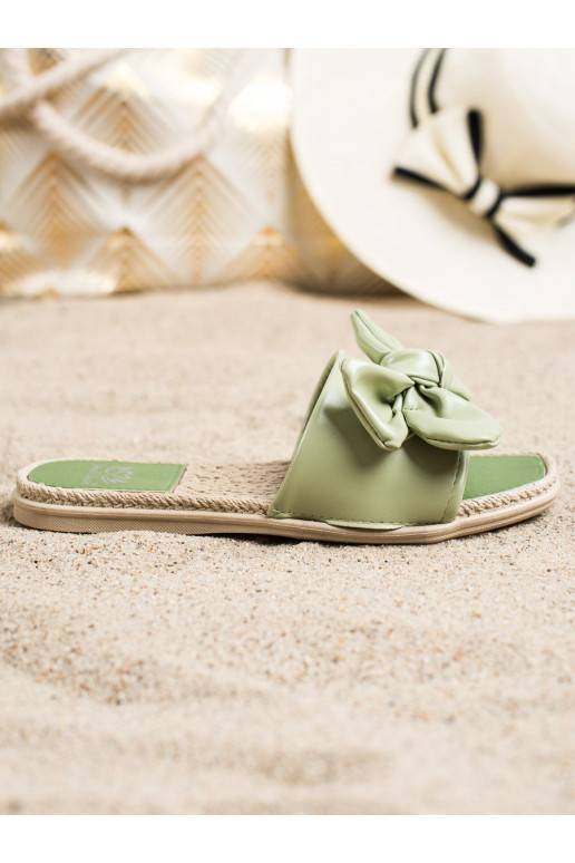 Čības ar bantītēm 