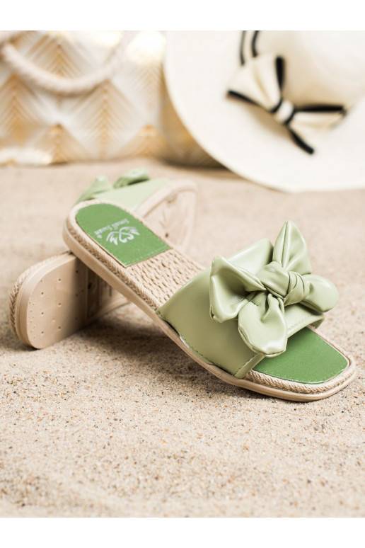 Čības ar bantītēm 