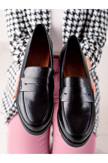 Klasiska modeļa melnas krāsas apavi  2