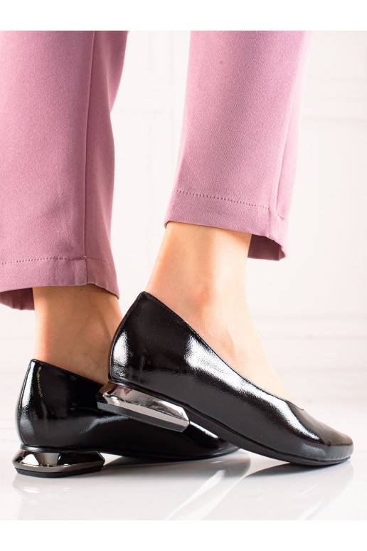 Kurpes ar dekorētiem papēžiem POTOCKI