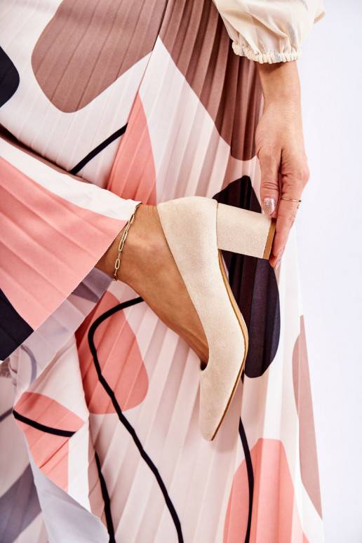 Klasiska modeļa Kurpes zamšādas ar...